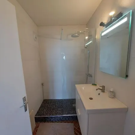 Grand Vue Apartment