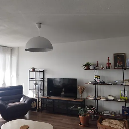 Grand Vue Apartment *